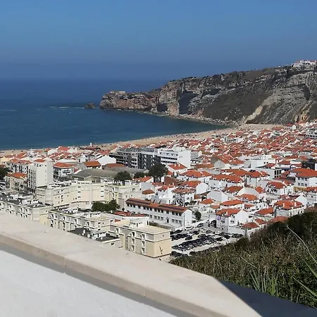 Pearl - In A Luxury Apartman Nazaré