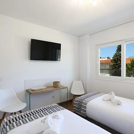 Pearl - In A Luxury * Nazare